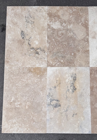 TRAVERTIN VIEILLI NUANCÉ 40,6x61x1,2CM 1ER CHOIX