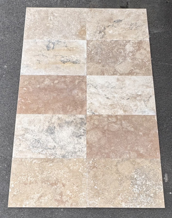 TRAVERTIN VIEILLI NUANCÉ 40,6x61x1,2CM 1ER CHOIX